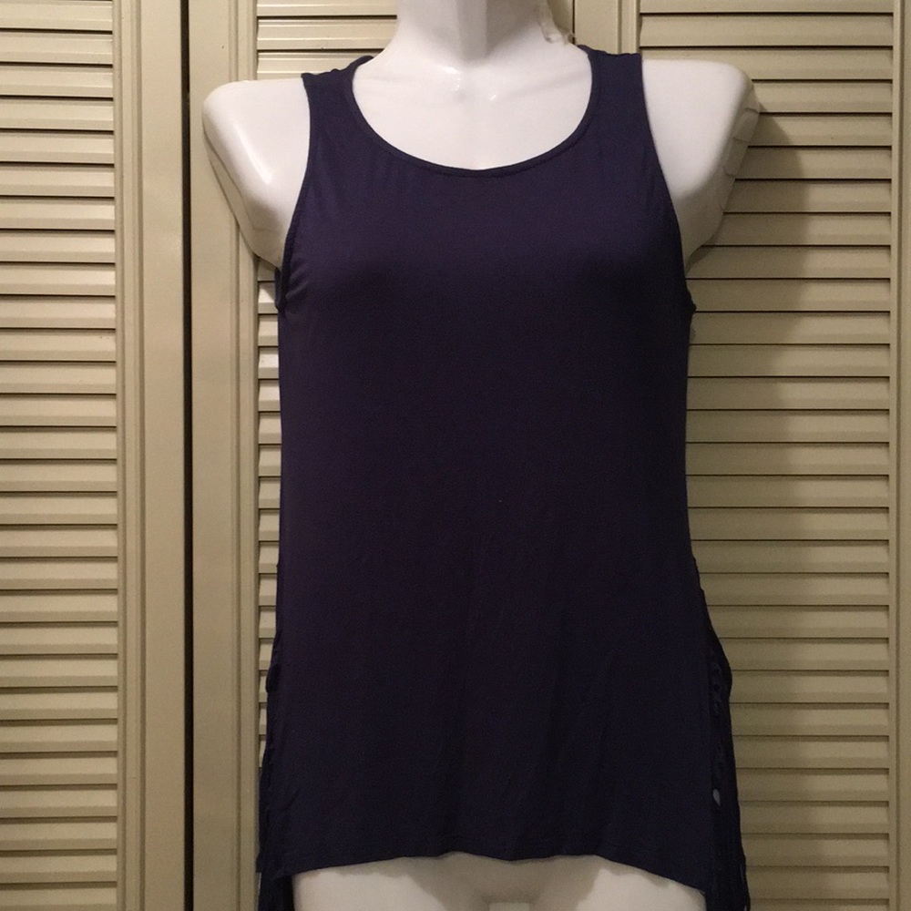 Alya fringe tank - small